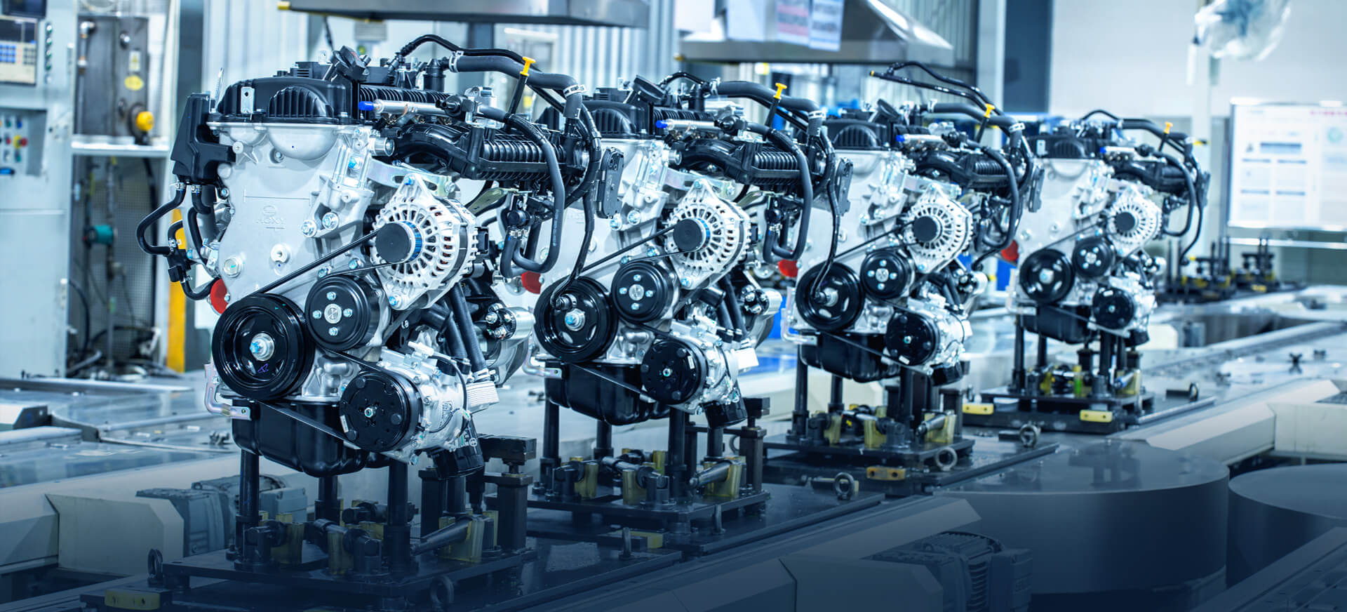 發(fā)動(dòng)機(jī)車(chē)間